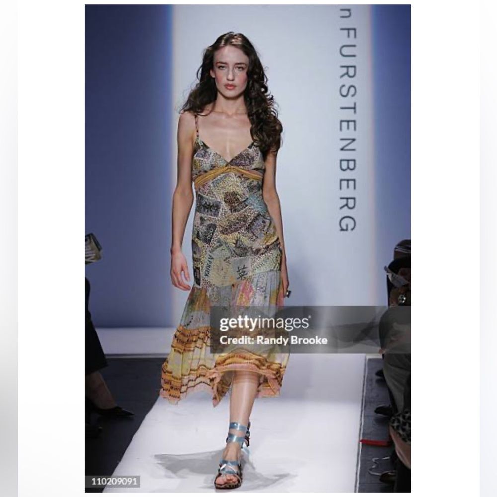 Diane Von Furstenberg Kingston Printed 2005 Vintage Y2K Silk Slip Belted Dress - Picture 5 of 14